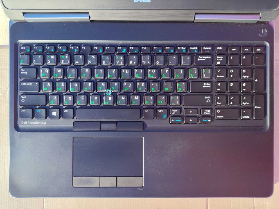 Dell Precision 7520 15.6" FHD IPS i7-7820HQ 16/512 SSD Nvidia M2200