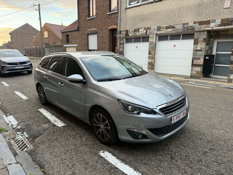 Peugeot 308 T9 2017 1.6hdi