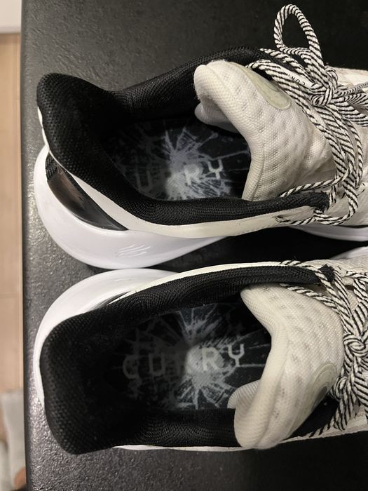 Undrer Armour Curry 11 Bruce Lee Wind