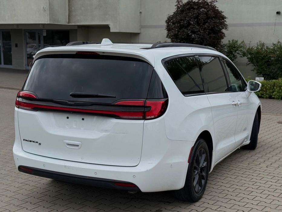 Chrysler Pacifica Chrysler Pacifica 3.6  Touring L S Appearance