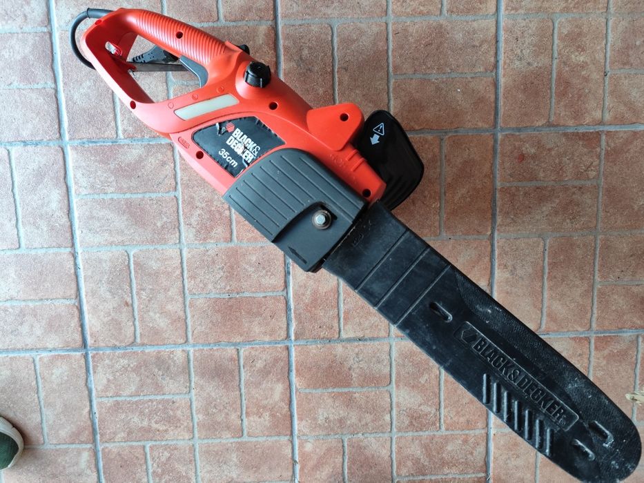 Motosserra elétrico black & decker 35cm