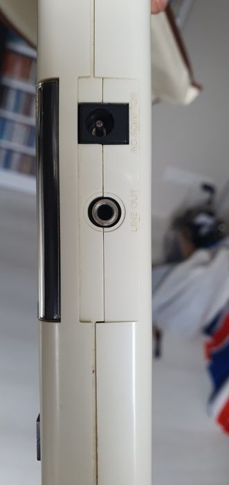 Легендарный Casio VL-Tone VL-1 , 1979 год.