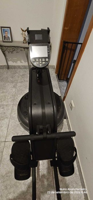 Máquina de remo resistencia a agua