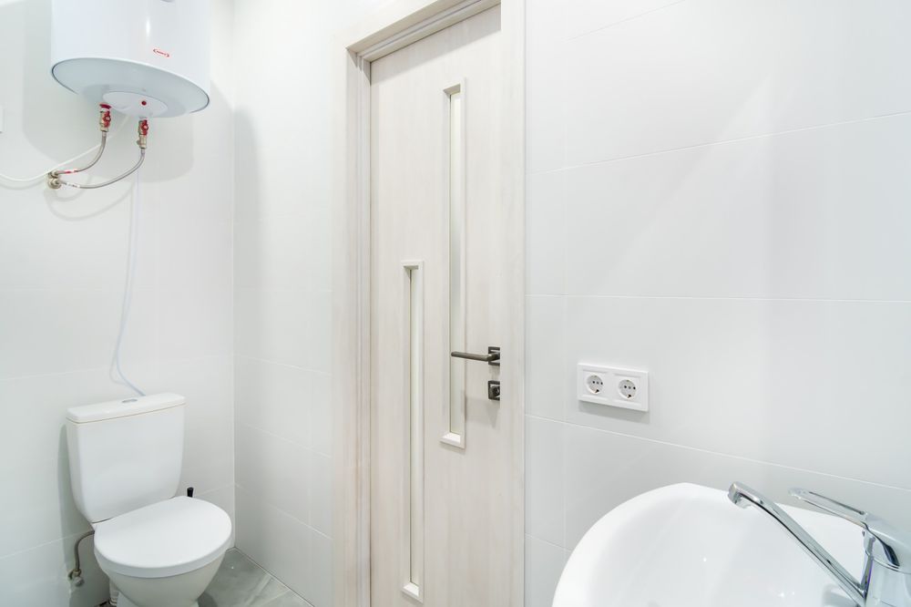 Новый Люкс,  3 мин пешком м Славутич, Осокорки, Малоземельная 75Б,