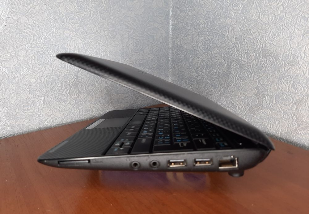 Ноутбук Asus Eee PC 1001/ 2 Gb/ 160 Gb