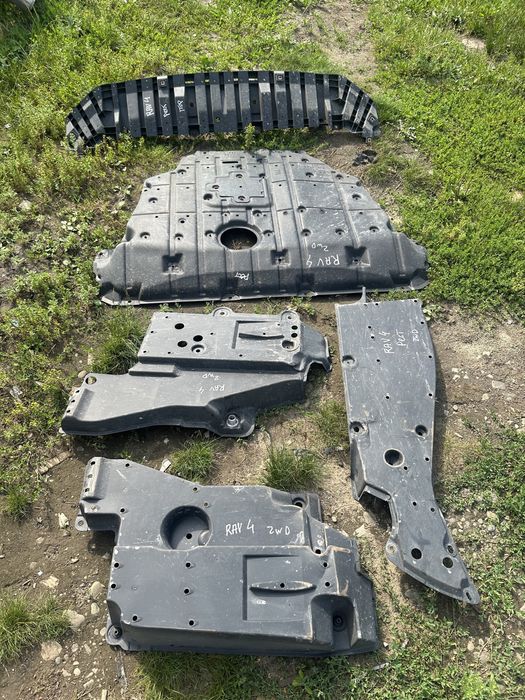 Захист двигуна бампера дна Toyota Rav 4 2.0d 13-19