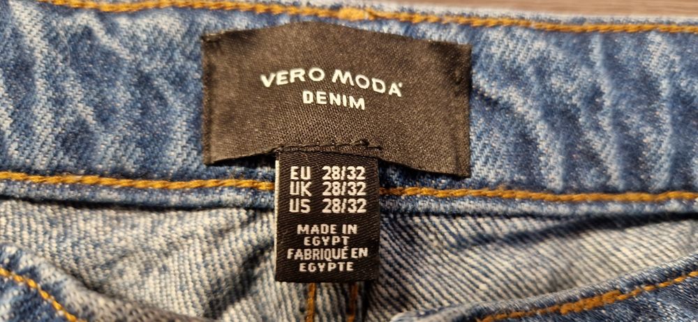 Spodnie jeansowe damskie 28/32
