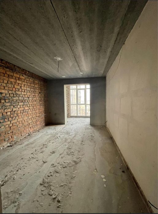 Продам 2ком. 77.8м2. + кладовка 4м2. ЖК Атлант ул. Антоновича,36