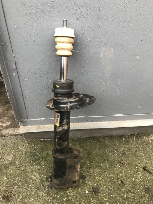 Передняя левая стойка BMW X5 e53