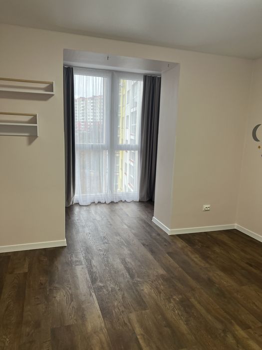 Довгострокова оренда 2-х кім квартири