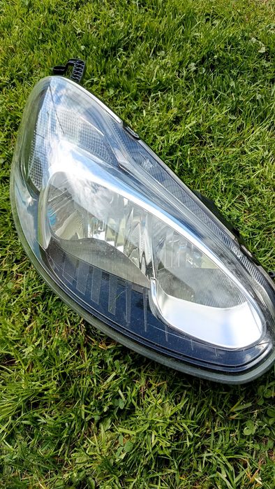 Lampa prawy przód opel Adam led