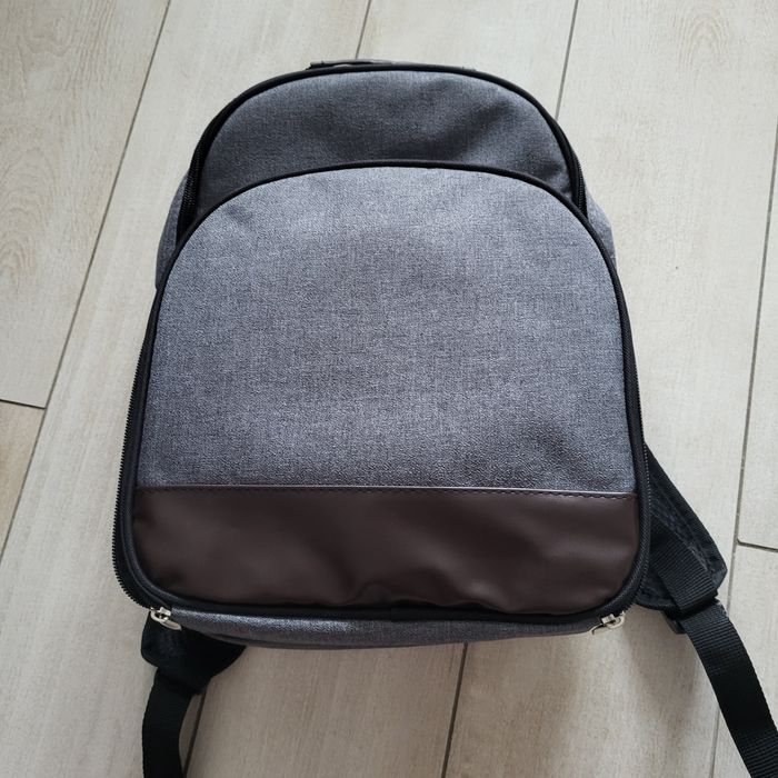 Plecak piknikowy dla dwóch osób z wyposażeniem Termoizolacyjny Nowy