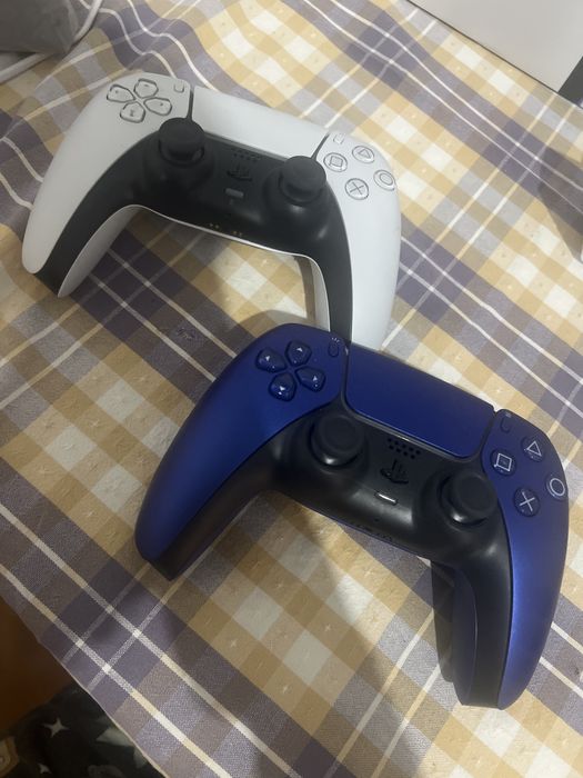 Ps5 slim + comandos