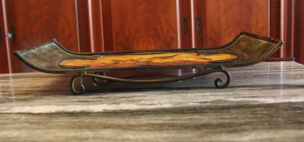 Bandeja, Travessa p frutas antiga em metal, estilo Art Déco com pernas