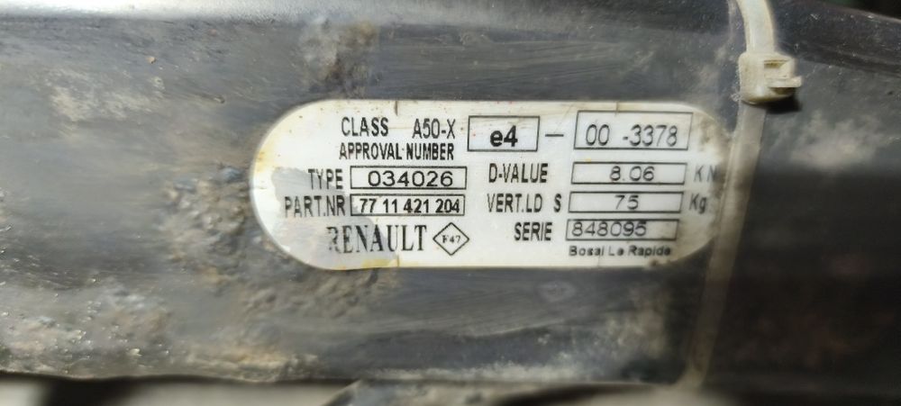 Renault 2 hak wpinany, wypinany.