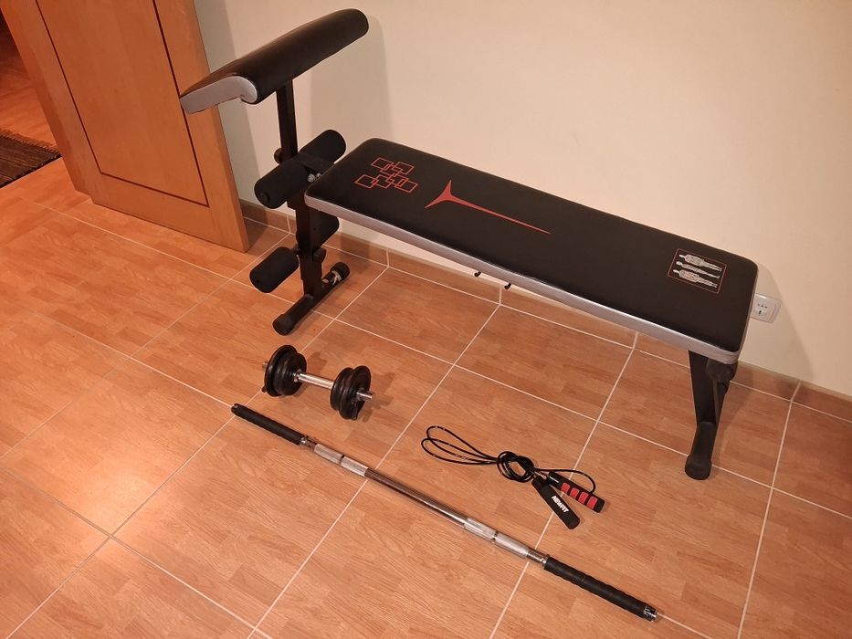 Banco musculação, alteres, corda saltar