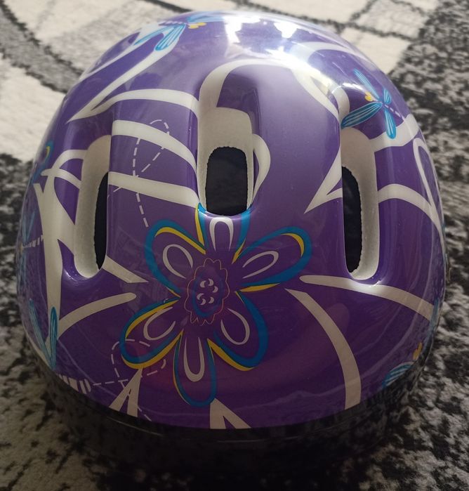 Dziewczęcy kask rowerowy