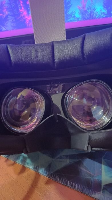 Вр-шолом Meta quest 2+кабель для підключення до пк.