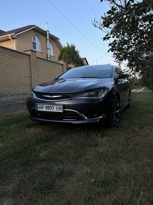 Chrysler 200C 3.6 V6 (300 л.с.) 2016 | Канада (км/ч) | Панорама | 106 тыс. км