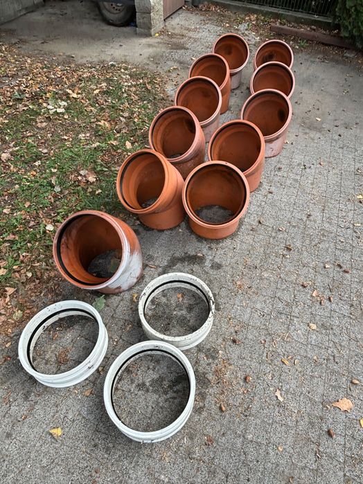 fi 315 mm: kolana 45 stopni i tuleje ochronne- przejścia szczelne