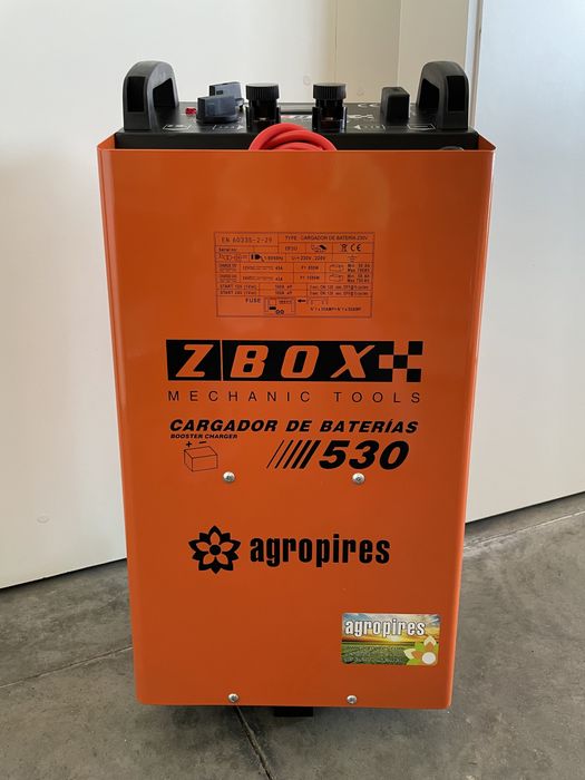 Carregador de baterias profissional