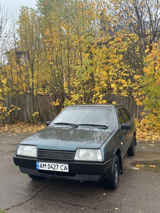ВАЗ!! 21099 продам