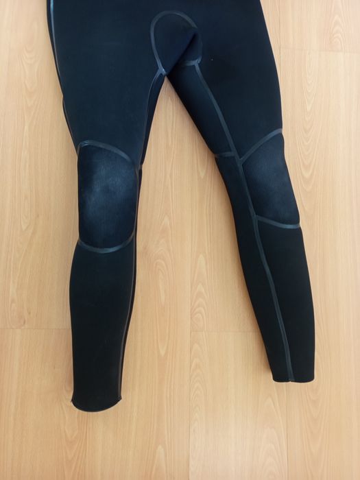 [PACK INVERNO] 2 Fatos de Surf Deeply (XL) – 5/4mm + 4/3mm | Excelente Estado