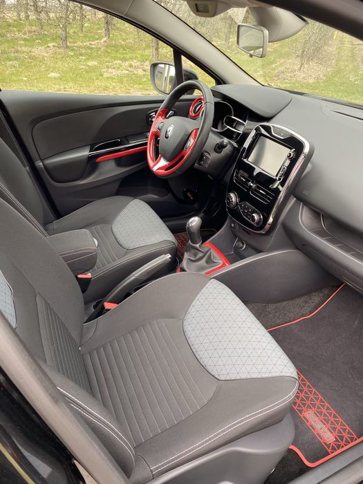 Renault Clio IV 0.9 TCe | Pakiet Red
