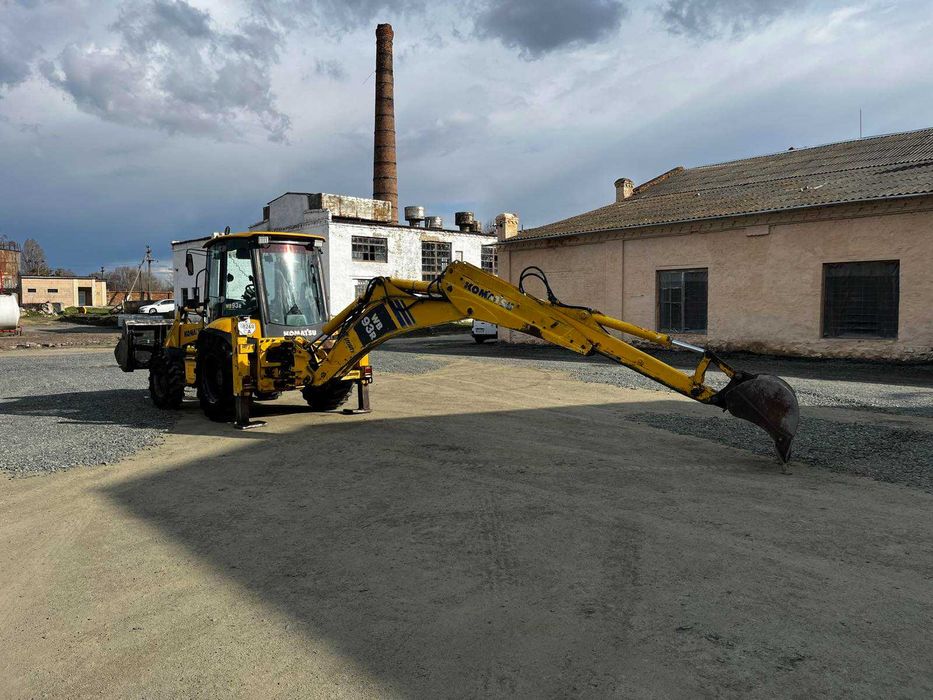 Екскаватор-навантажувач Komatsu WB93R-5, 2007 рік, робочий стан