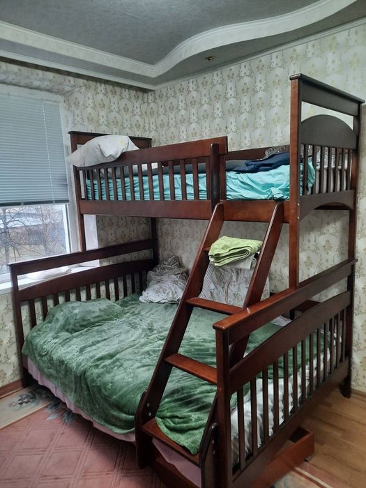 Продам кровать почти новая