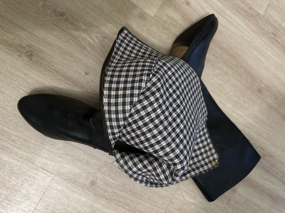 Продам нові жіночи чоботи