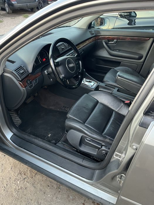 Двері ауді а4б6 2.5 дизель акпп