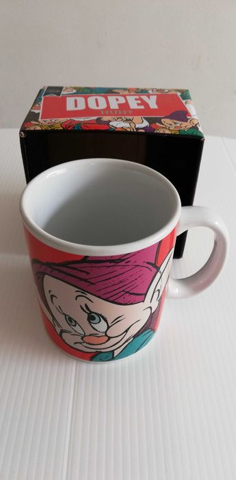 Caneca Dopy dos Sete Anões