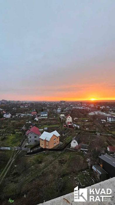 Видова двокімнатна квартира у жк Манхеттен АП