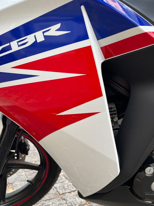 Honda CBR 125R (2014)