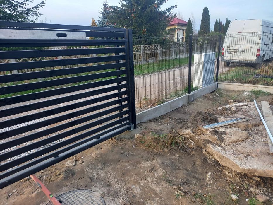 Ogrodzenia, budowa i montaż ogrodzeń pustak łupany, gładki, panele