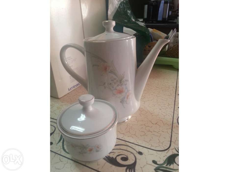 Dinnerware Set64740596133891125