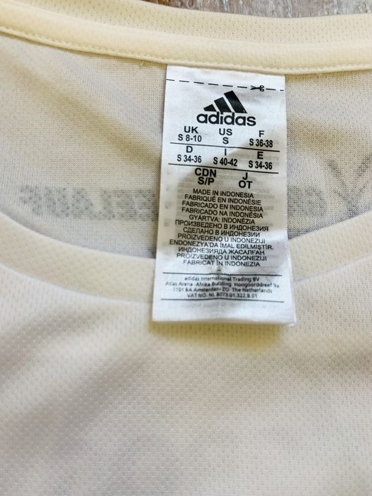 Оригінальна футболка Adidas