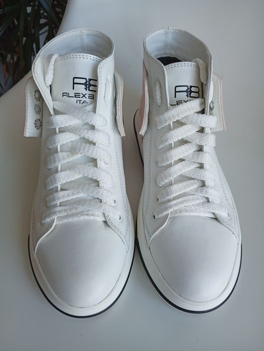 Стильные ботинки. Натуральная кожа 38 р.