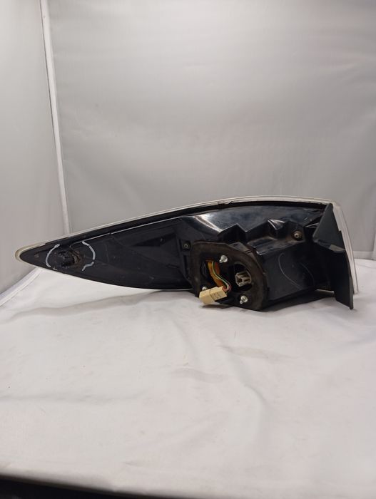 Lampa tył tylna prawa Mazda GH kombi