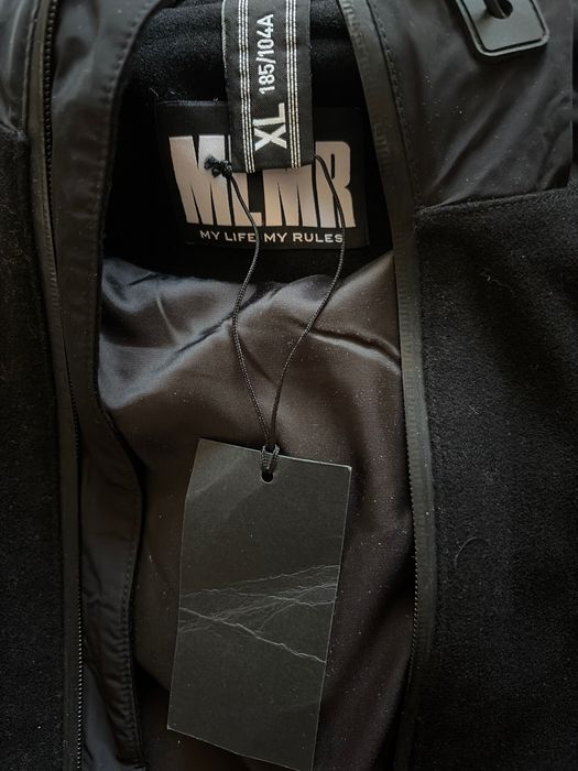 Чоловічий бомбер MLMR XL з капюшоном — стильний та зручний