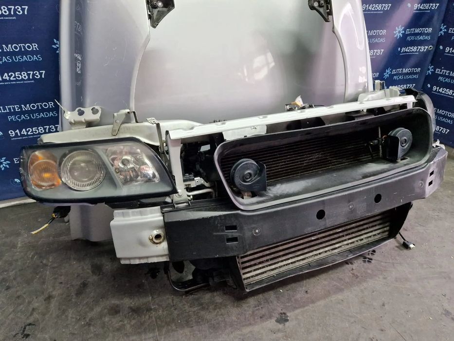 Frente completa usada VOLVO V50 S40 2.0 DIESEL capot parachoques