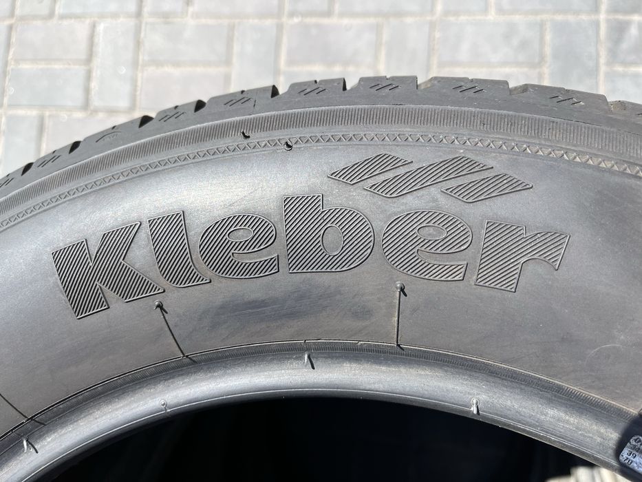 Шини 205/60 R16 Kleber 4 літні шини