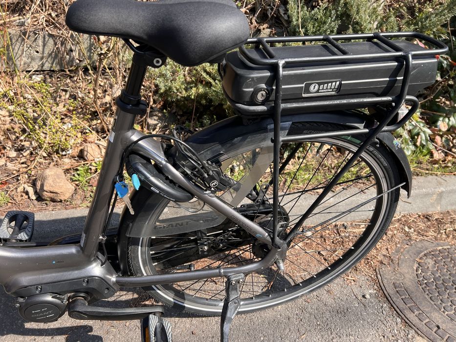 Rower elektryczny GIANT GRANDTOUR E+ silnik centralny YAMAHA  /A