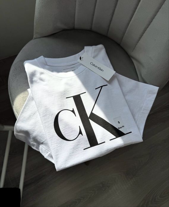 Футболка Calvin Klein CK