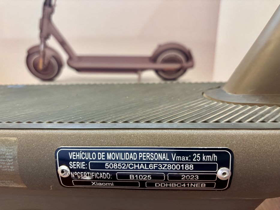 Електросамокат xiaomi Electric Scooter 4 Pro Max