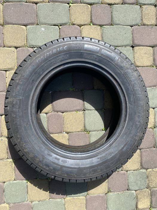 195/75r16c Michelin Agilis