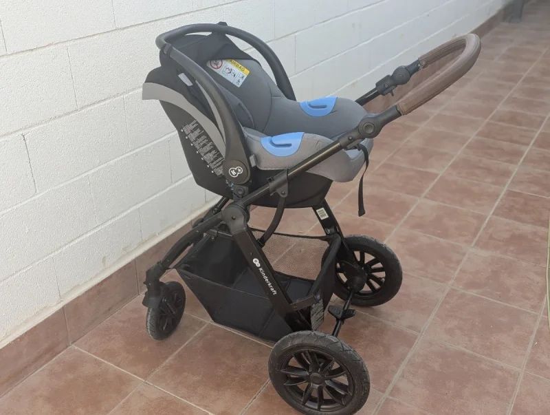 Carrinho Kinderkraft MOOV 3 em 1