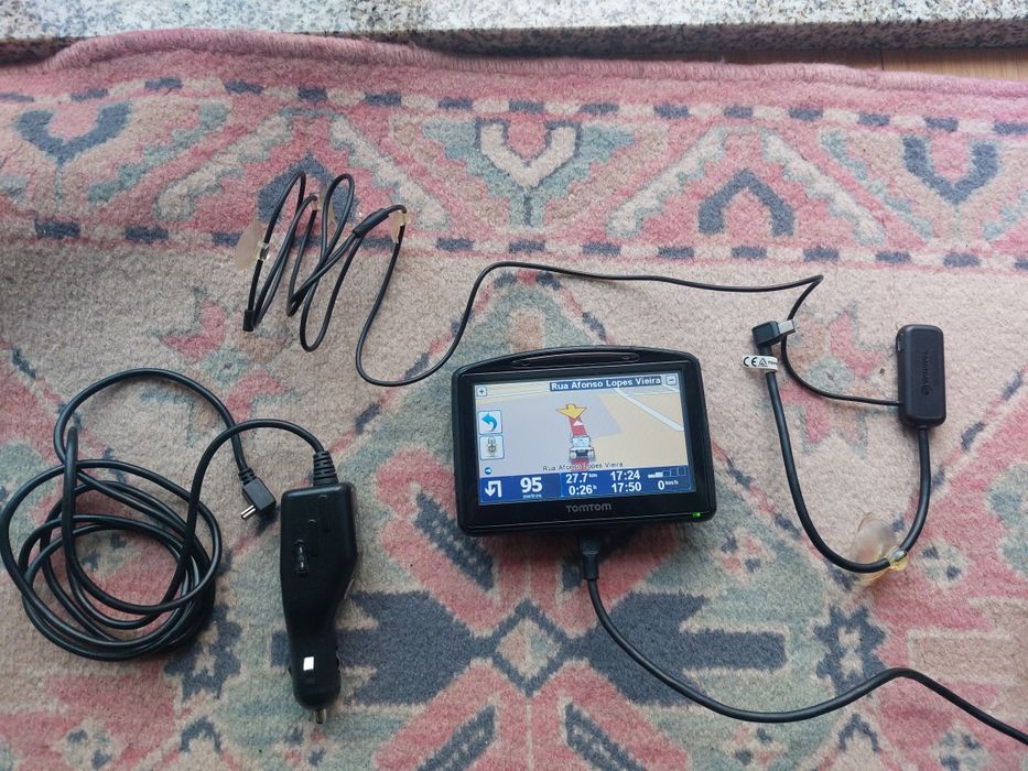 TomTom GO 930 Truck GPS | 4 GB Memory Card | Ermesinde64750866599426120