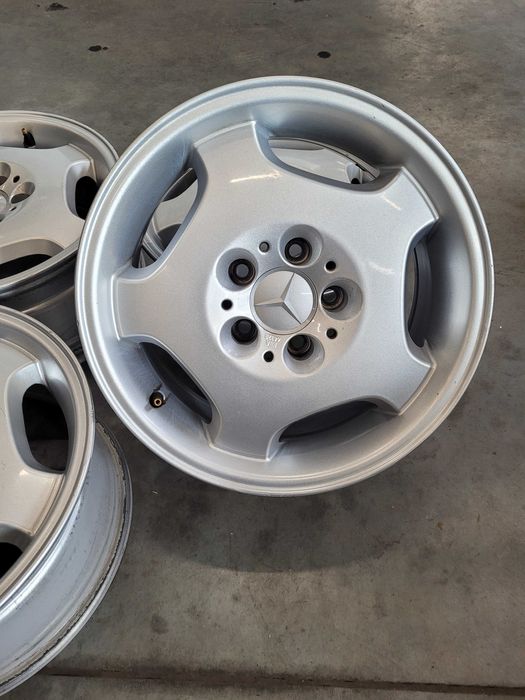 Felgi aluminiowe r 16 mercedes 5 x 112